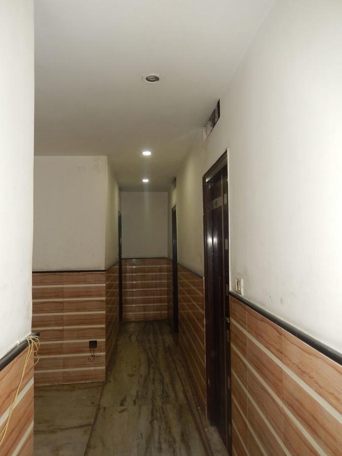 White House Tourist Lodge New Delhi Buitenkant foto